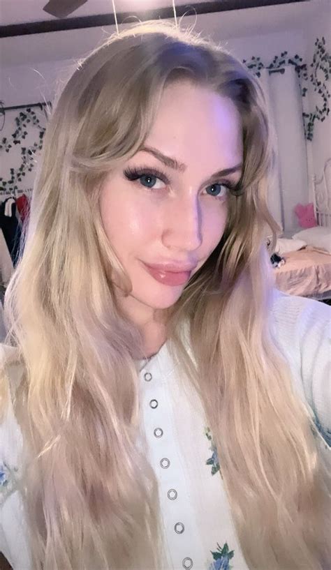 emma starletto twitter|Emma Starletto .